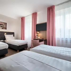 Szálloda Home Hotel